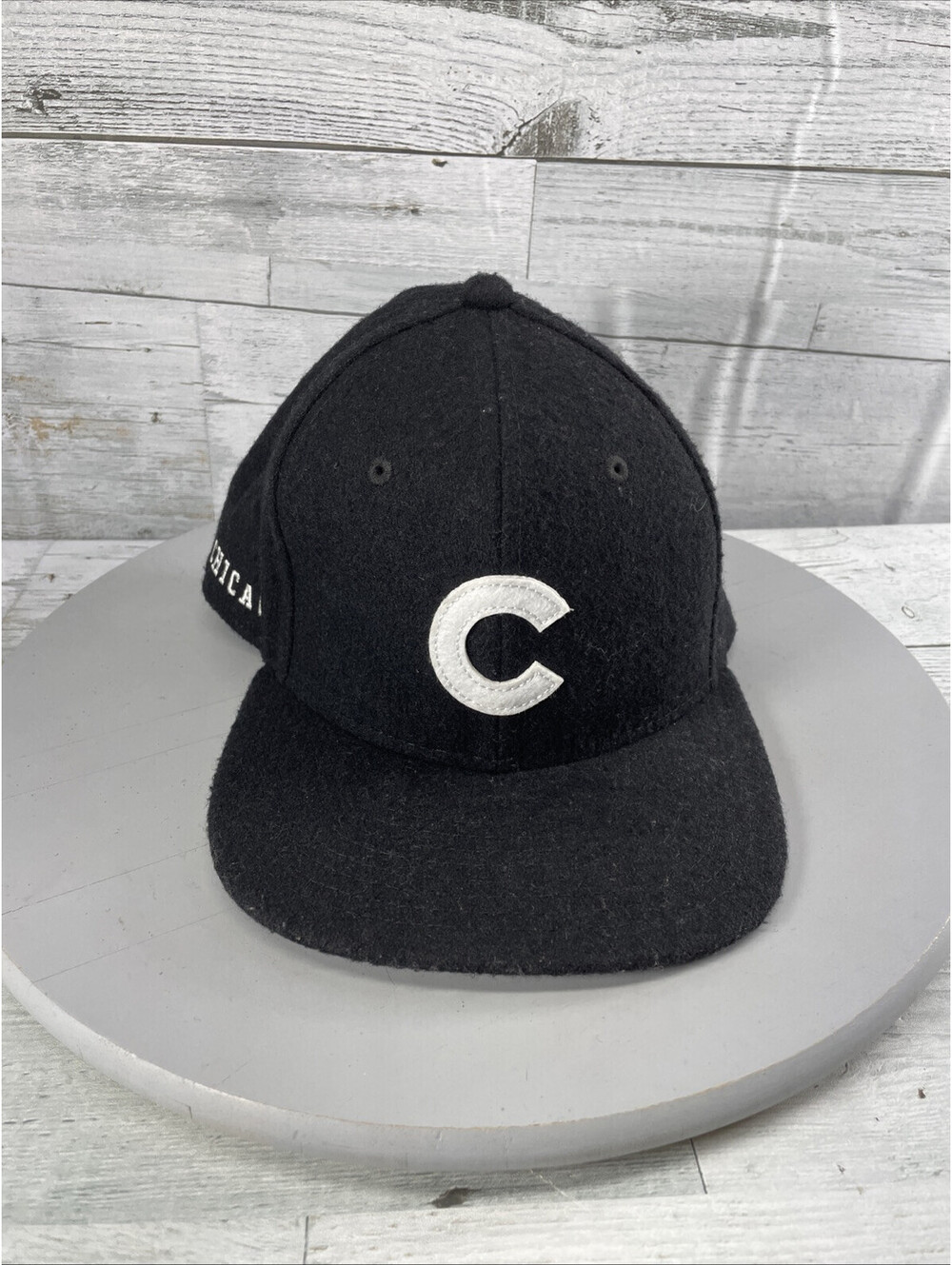 Mens Chicago Cubs New Era Black Trucker 9FIFTY Snapback Hat Cap Patch C Logo